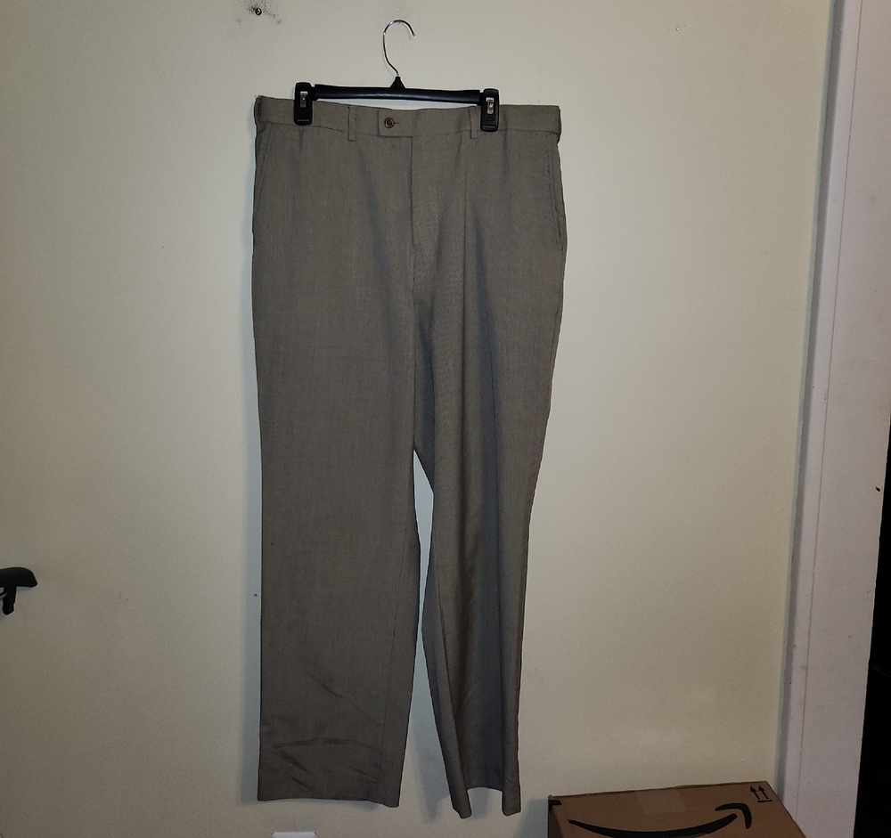 Louis Raphael Classic Gray Dress Pants